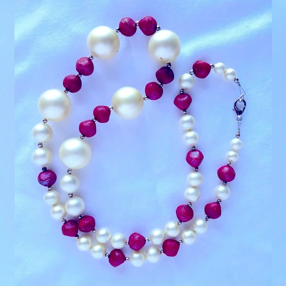 Vintage 1950’s Necklace Faux Pearl & Cranberry Colored Beads